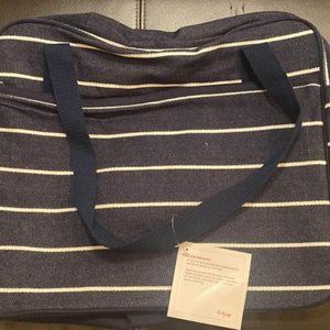 Thirty One Away For The Weekender bag